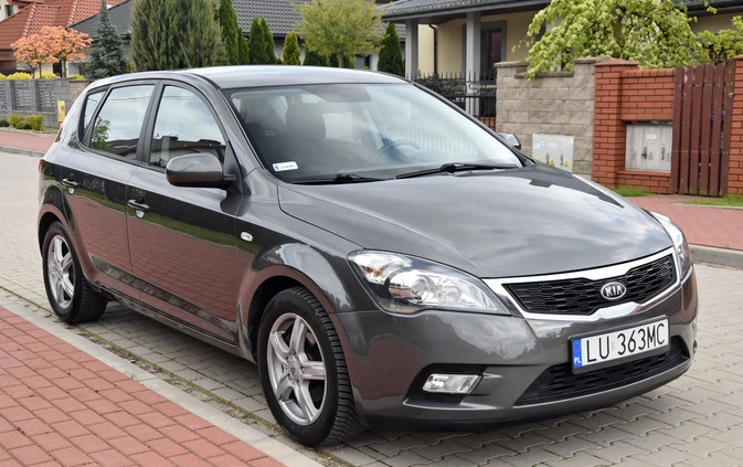 Kia Ceed cena 17900 przebieg: 220000, rok produkcji 2010 z Płock małe 596